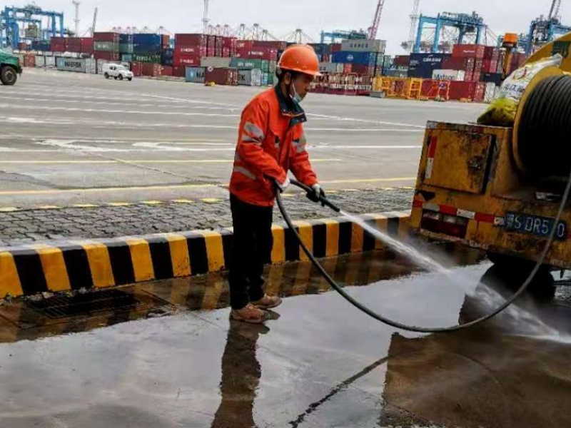 上海崇明专业疏通下水道清洗格栅池酒店后厨管道隔油池