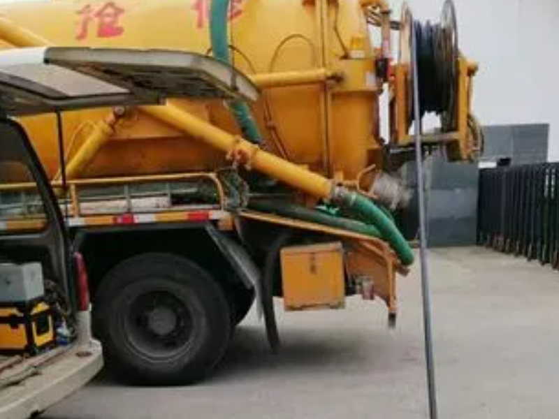 上海崇明城桥专业抽化粪池 高压清洗管道 抽粪